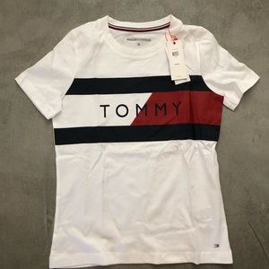 Tommy Hilfiger tee